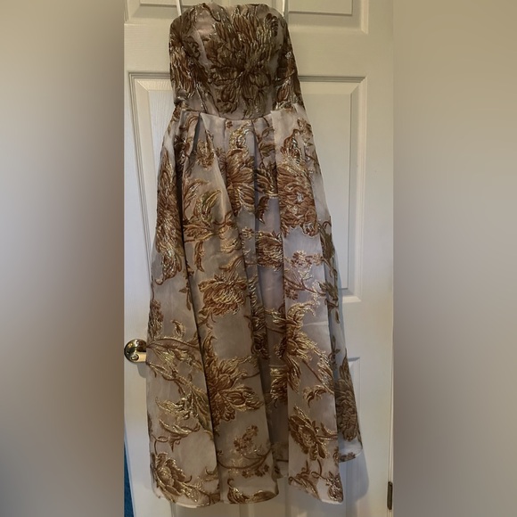 Mac Duggal Gold Strapless Brocade Midi Dress with Pockets - Picture 4 of 5